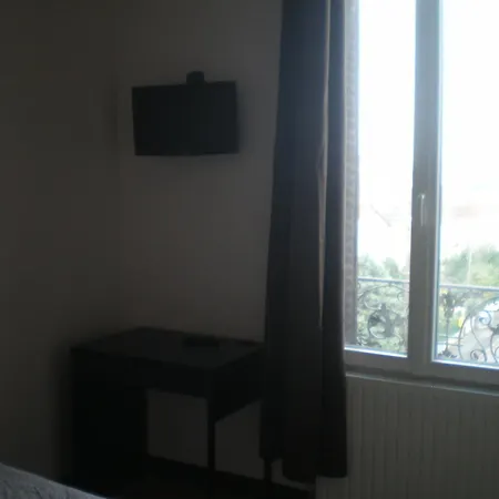 Hotel Le Bellevue - Paris Porte D'orleans 2*
