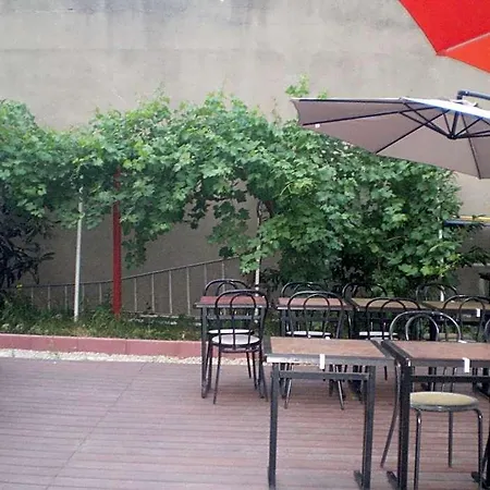 Le Bellevue Hotel Cachan