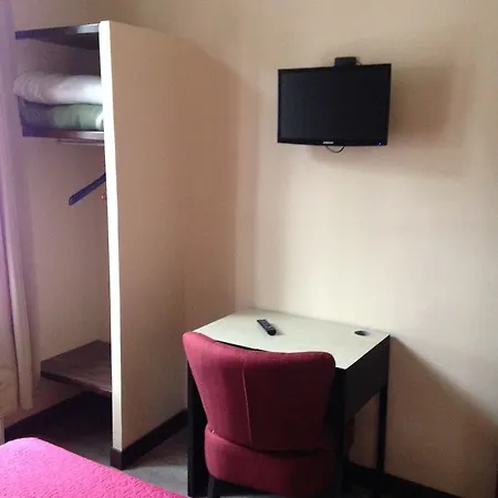 Le Bellevue - Paris Porte D'orleans 2* קשאן